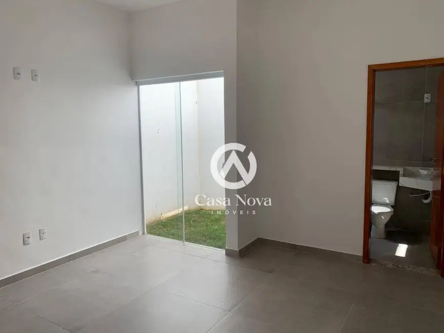 Foto 8 de Casa com 2 quartos à venda, 120m2 em Pouso Alegre - MG