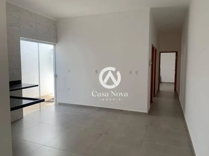 Foto 2 de Casa com 2 quartos à venda, 120m2 em Pouso Alegre - MG