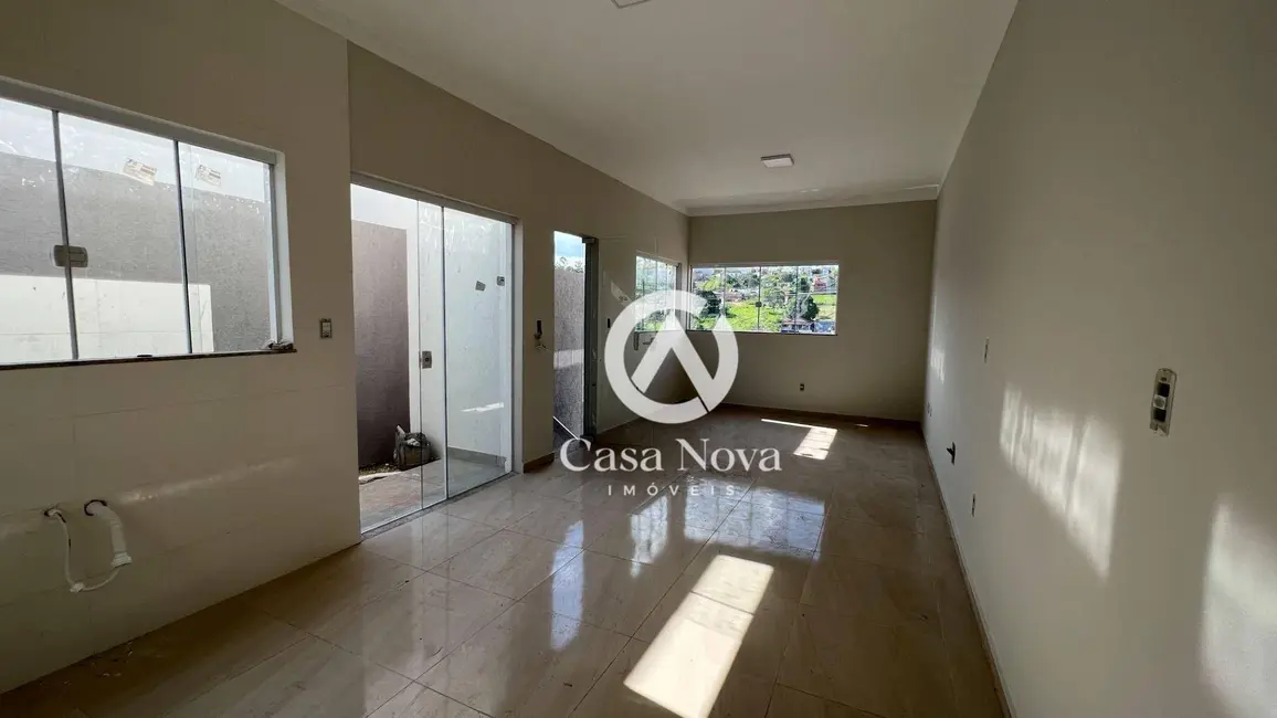 Casa com 3 quartos à venda, 120m2 em Pouso Alegre - MG - imagem 8 Foto 8 de Casa com 3 quartos à venda, 120m2 em Pouso Alegre - MG