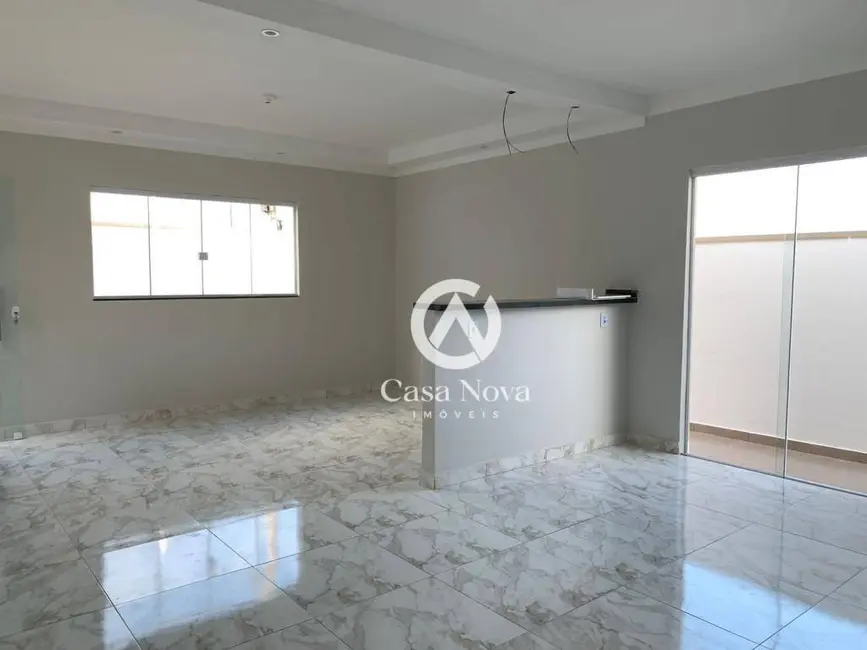 Casa com 3 quartos à venda, 200m2 em Pouso Alegre - MG - imagem 3 Foto 3 de Casa com 3 quartos à venda, 200m2 em Pouso Alegre - MG