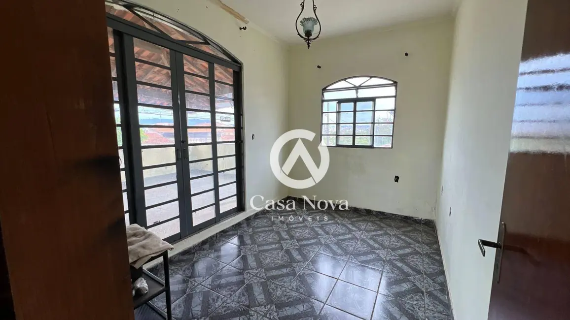 Casa com 4 quartos à venda, 274m2 em Pouso Alegre - MG - imagem 7 Foto 7 de Casa com 4 quartos à venda, 274m2 em Pouso Alegre - MG