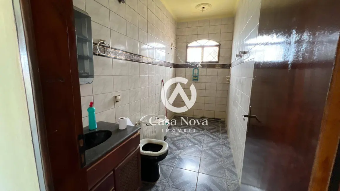 Casa com 4 quartos à venda, 274m2 em Pouso Alegre - MG - imagem 9 Foto 9 de Casa com 4 quartos à venda, 274m2 em Pouso Alegre - MG