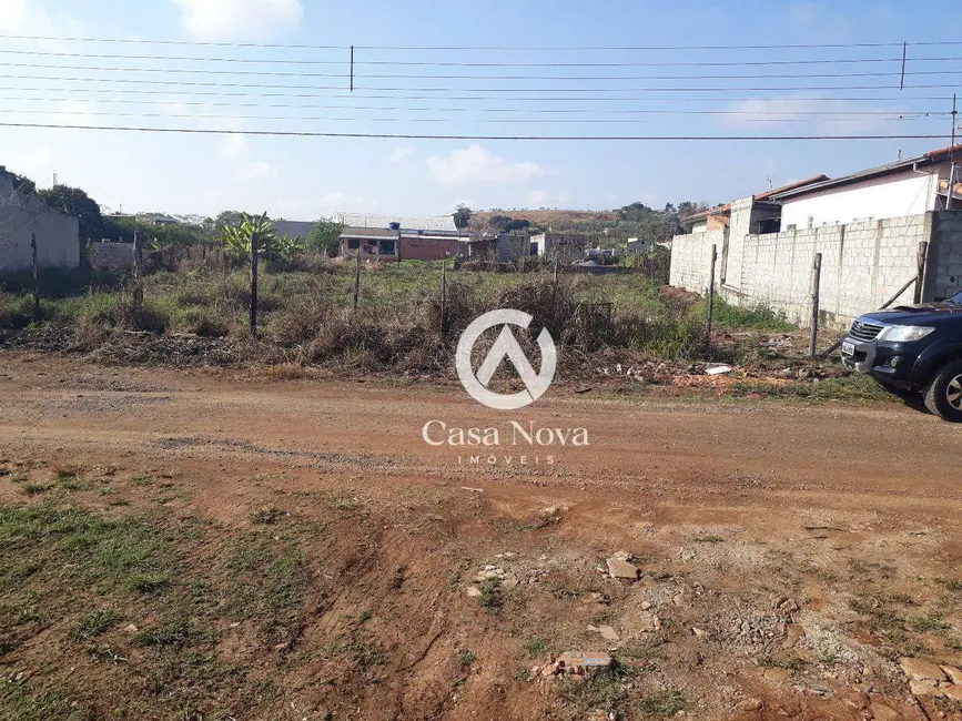 Foto 3 de Terreno / Lote à venda, 1800m2 em Pouso Alegre - MG