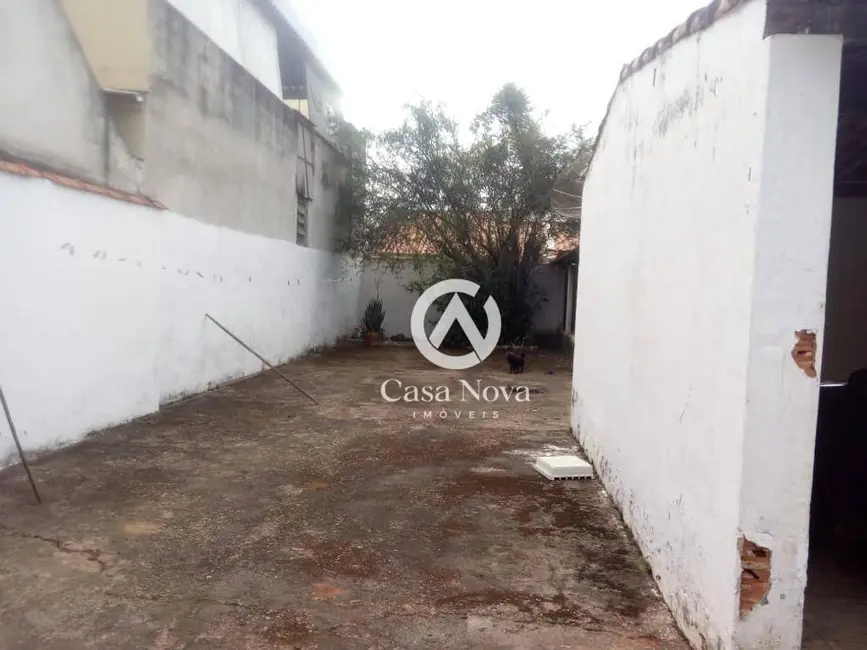 Foto 3 de Casa com 2 quartos à venda, 200m2 em Pouso Alegre - MG