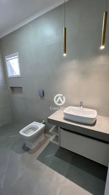 Foto 4 de Casa com 3 quartos à venda, 300m2 em Pouso Alegre - MG