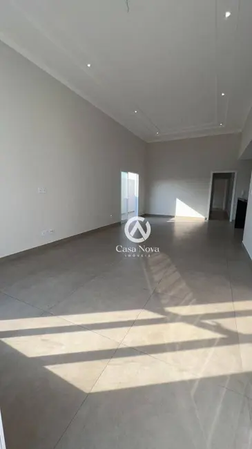 Foto 3 de Casa com 3 quartos à venda, 300m2 em Pouso Alegre - MG