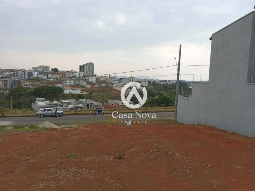 Foto 4 de Terreno / Lote à venda, 300m2 em Residencial Serra Morena, Pouso Alegre - MG