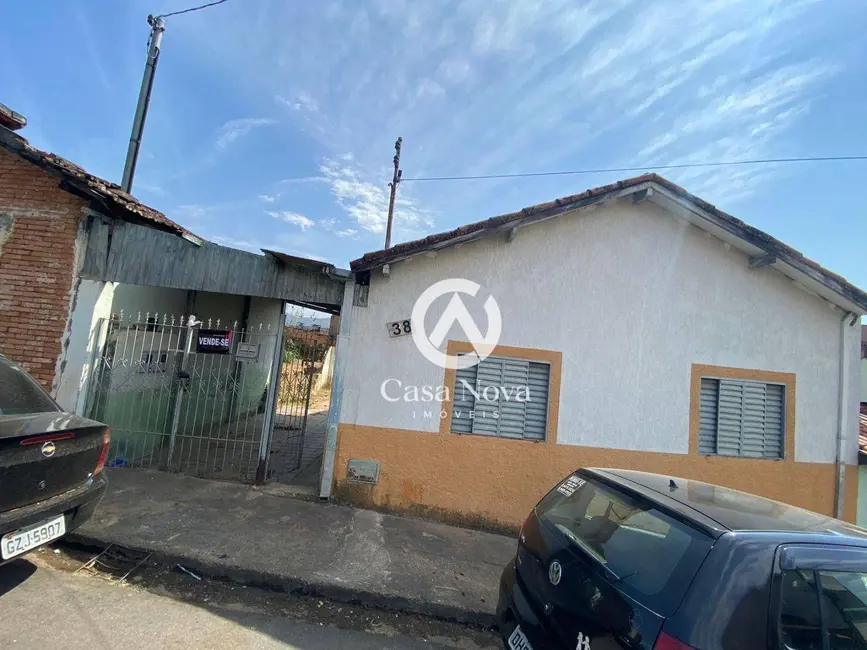 Foto 1 de Casa com 2 quartos à venda, 219m2 em São João, Pouso Alegre - MG