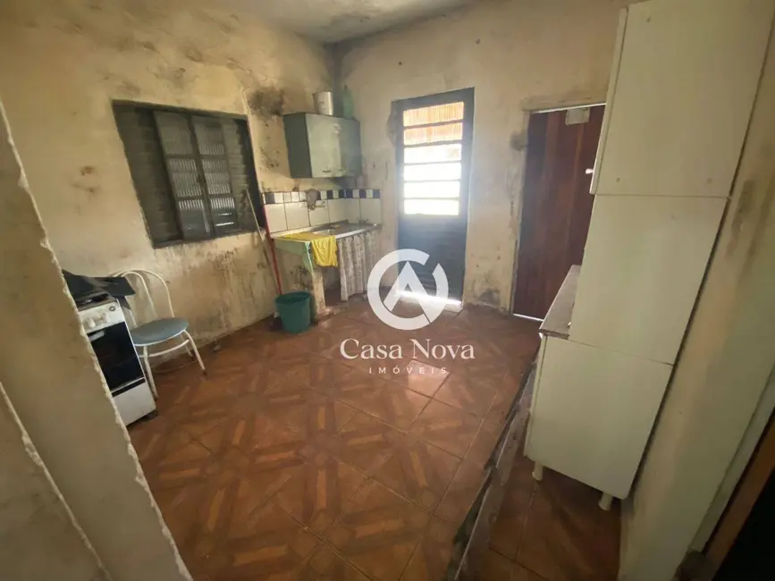 Casa com 2 quartos à venda, 219m2 em São João, Pouso Alegre - MG - imagem 9 Foto 9 de Casa com 2 quartos à venda, 219m2 em São João, Pouso Alegre - MG