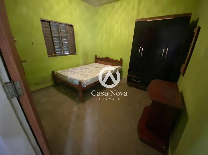 Casa com 2 quartos à venda, 219m2 em São João, Pouso Alegre - MG - imagem 6 Foto 6 de Casa com 2 quartos à venda, 219m2 em São João, Pouso Alegre - MG