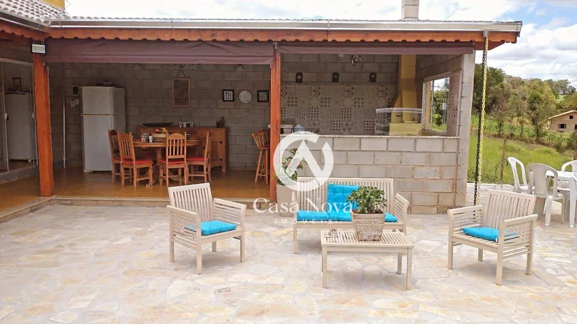 Chácara com 3 quartos à venda, 350m2 em Pouso Alegre - MG - imagem 9 Foto 9 de Chácara com 3 quartos à venda, 350m2 em Pouso Alegre - MG