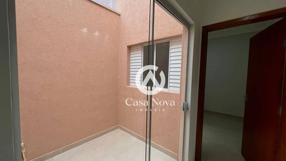 Foto 3 de Casa com 3 quartos à venda, 150m2 em Cidade Vergani, Pouso Alegre - MG