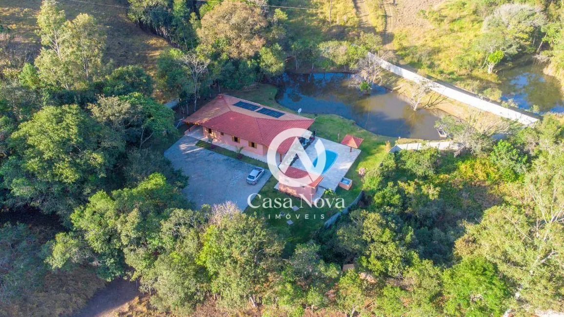 Foto 1 de Chácara com 4 quartos à venda, 2300m2 em Silvianopolis - MG