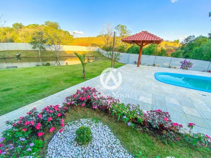 Foto 3 de Chácara com 4 quartos à venda, 2300m2 em Silvianopolis - MG