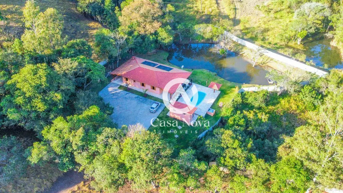 Foto 2 de Chácara com 4 quartos à venda, 2300m2 em Silvianopolis - MG