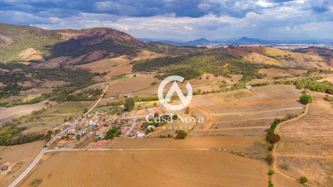 Foto 3 de Terreno / Lote à venda, 240m2 em Centro, Sao Sebastiao Da Bela Vista - MG