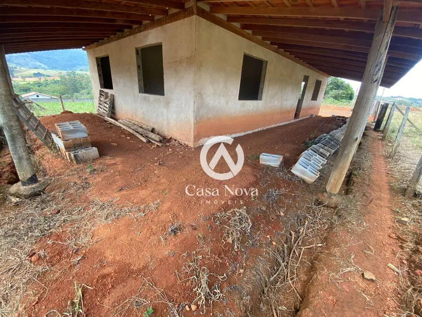 Chácara com 3 quartos à venda, 1500m2 em Pouso Alegre - MG - imagem 4 Foto 4 de Chácara com 3 quartos à venda, 1500m2 em Pouso Alegre - MG
