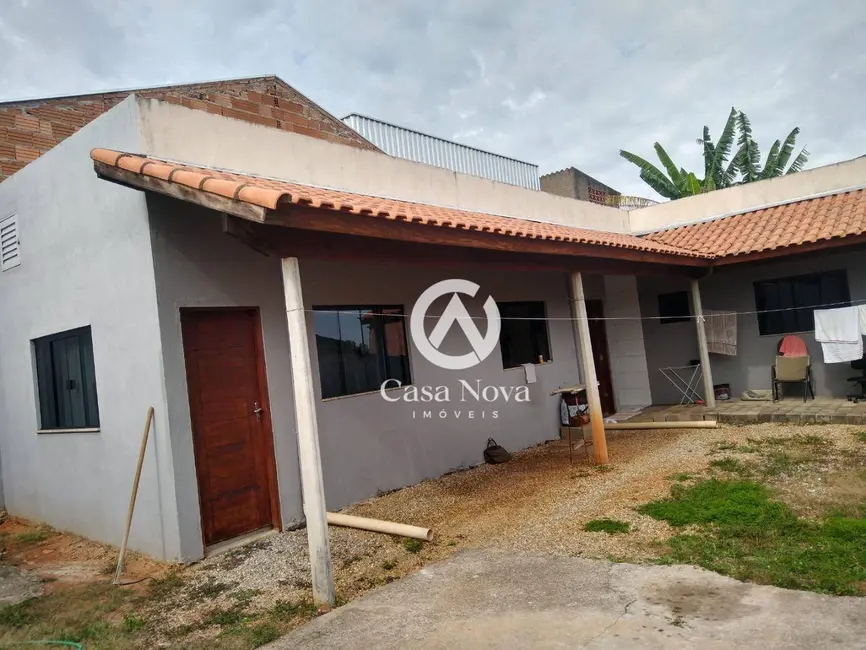 Casa com 2 quartos à venda, 200m2 em Pouso Alegre - MG - imagem 4 Foto 4 de Casa com 2 quartos à venda, 200m2 em Pouso Alegre - MG