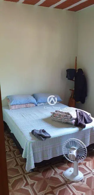 Chácara com 2 quartos à venda, 250m2 em Pouso Alegre - MG - imagem 5 Foto 5 de Chácara com 2 quartos à venda, 250m2 em Pouso Alegre - MG