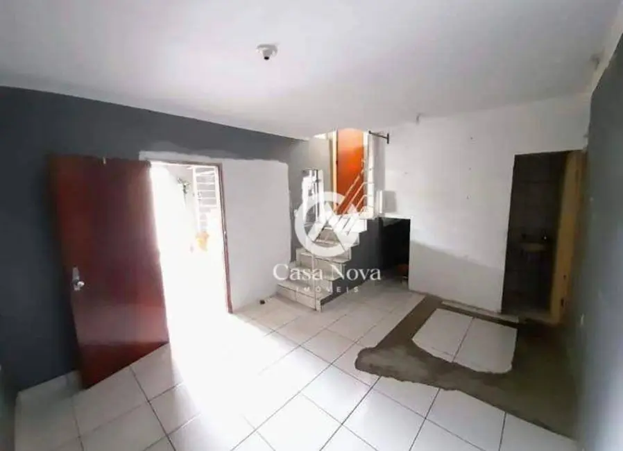 Casa com 2 quartos à venda, 120m2 em Pouso Alegre - MG - imagem 2 Foto 2 de Casa com 2 quartos à venda, 120m2 em Pouso Alegre - MG