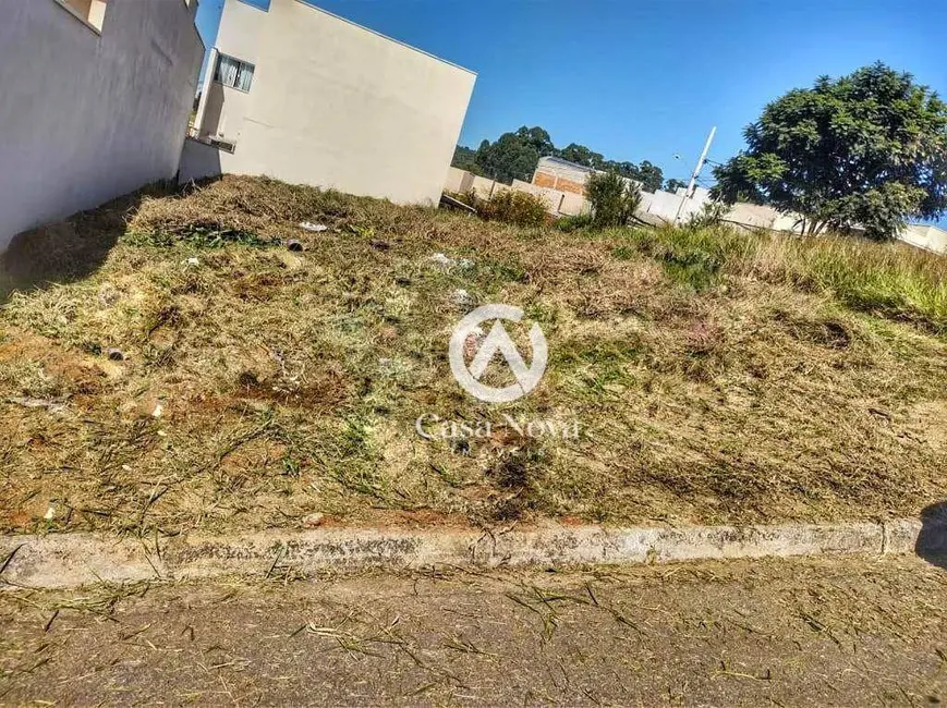 Foto 1 de Terreno / Lote à venda, 200m2 em Parque Real, Pouso Alegre - MG