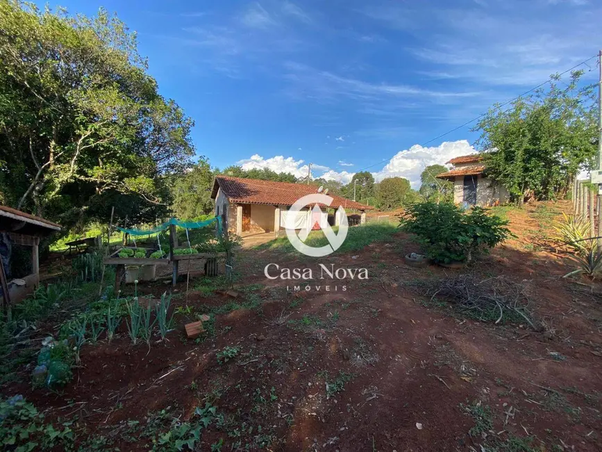 Foto 1 de Chácara com 2 quartos à venda, 2800m2 em Pouso Alegre - MG