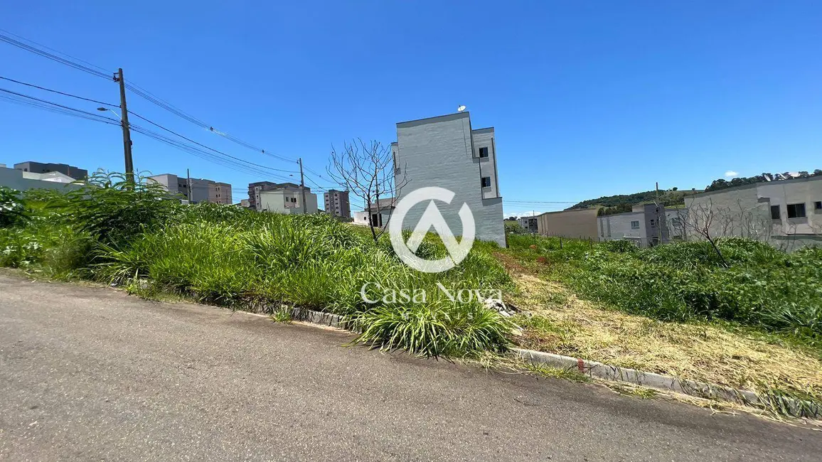 Terreno / Lote à venda, 204m2 em Jardim Aeroporto, Pouso Alegre - MG - imagem 3 Foto 3 de Terreno / Lote à venda, 204m2 em Jardim Aeroporto, Pouso Alegre - MG
