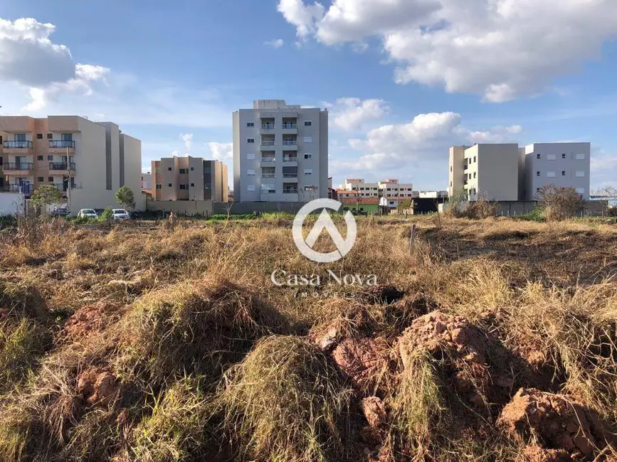 Foto 3 de Terreno / Lote à venda, 300m2 em Guanabara, Pouso Alegre - MG