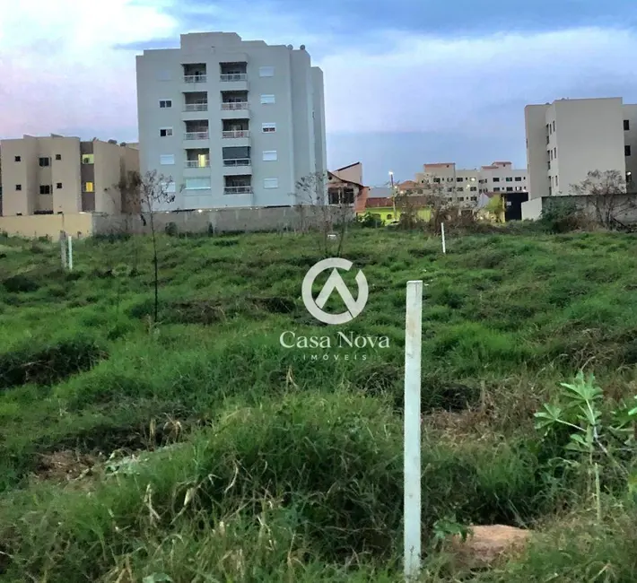 Foto 2 de Terreno / Lote à venda, 300m2 em Guanabara, Pouso Alegre - MG