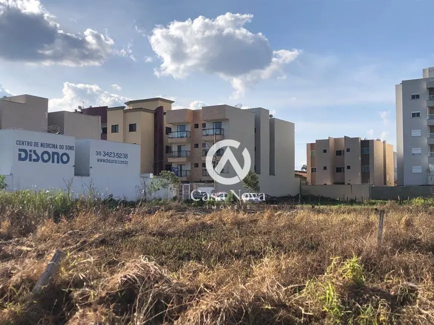 Foto 1 de Terreno / Lote à venda, 300m2 em Guanabara, Pouso Alegre - MG