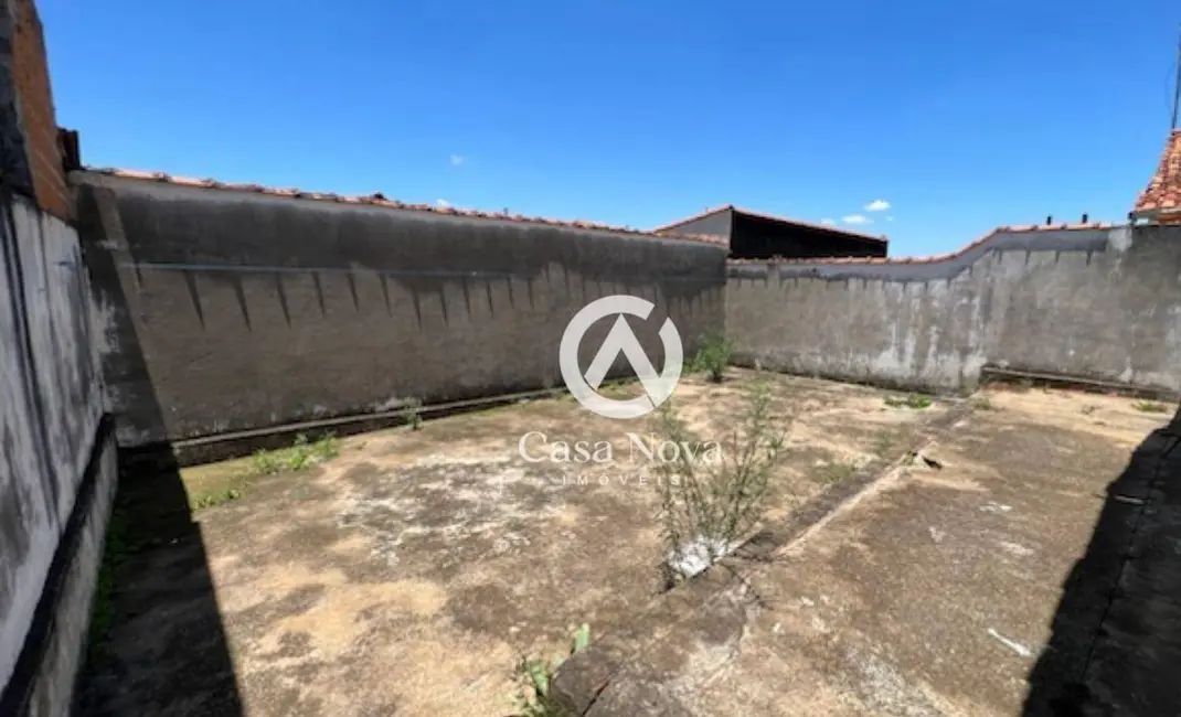 Foto 5 de Casa com 2 quartos à venda, 200m2 em Pouso Alegre - MG