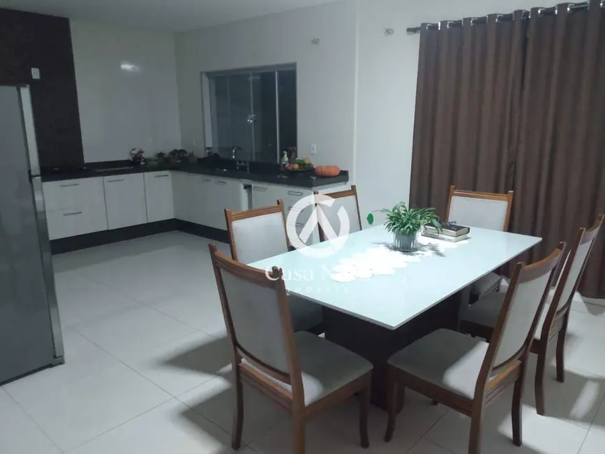 Foto 5 de Casa com 3 quartos à venda, 300m2 em Pouso Alegre - MG