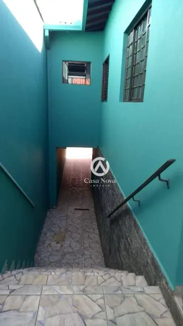 Casa com 3 quartos à venda, 150m2 em Pouso Alegre - MG - imagem 5 Foto 5 de Casa com 3 quartos à venda, 150m2 em Pouso Alegre - MG