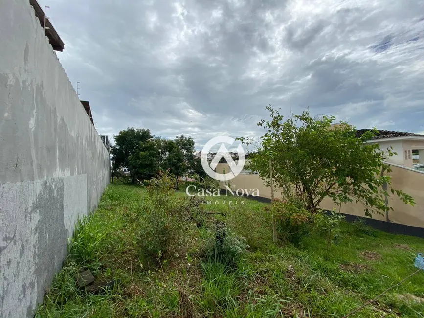 Foto 1 de Terreno / Lote à venda, 300m2 em Pousada dos Campos III, Pouso Alegre - MG