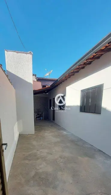 Foto 8 de Casa com 2 quartos à venda, 242m2 em Jardim Califórnia, Pouso Alegre - MG