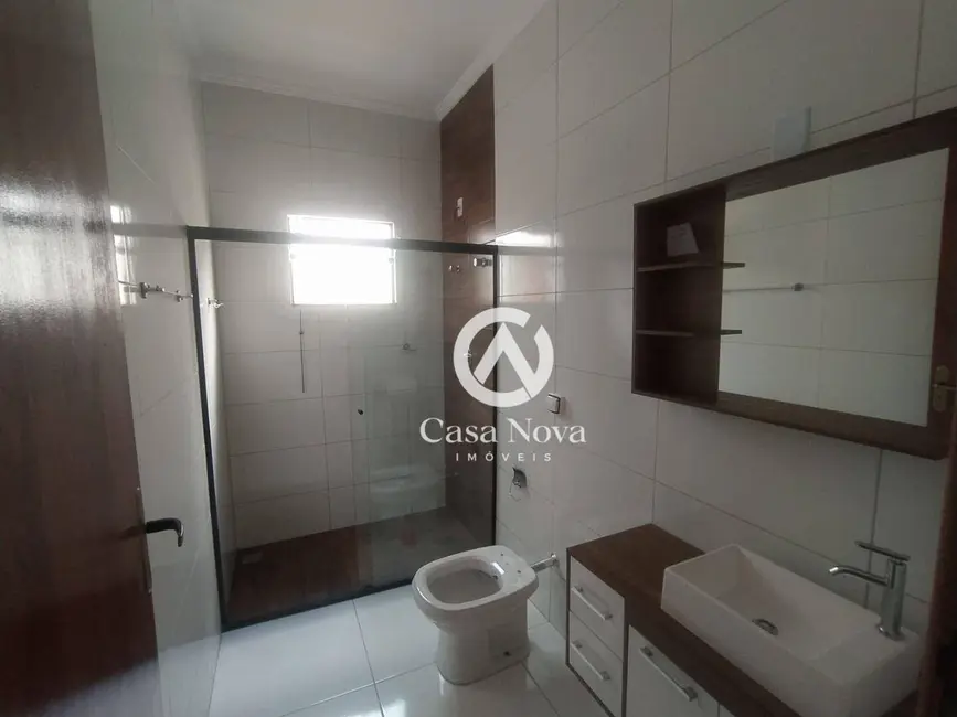 Casa com 3 quartos à venda, 156m2 em São Carlos, Pouso Alegre - MG - imagem 9 Foto 9 de Casa com 3 quartos à venda, 156m2 em São Carlos, Pouso Alegre - MG