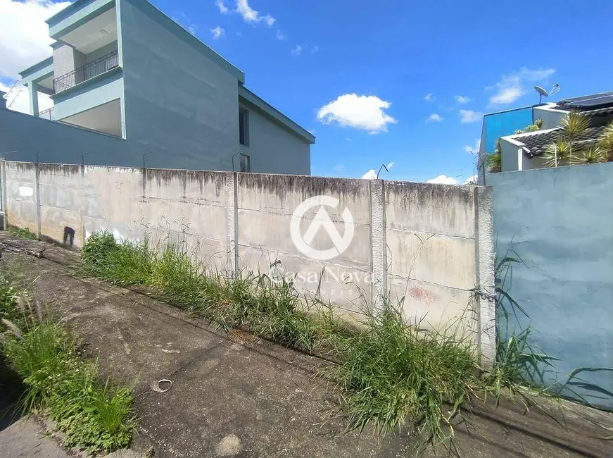 Foto 4 de Terreno / Lote à venda, 375m2 em Pouso Alegre - MG