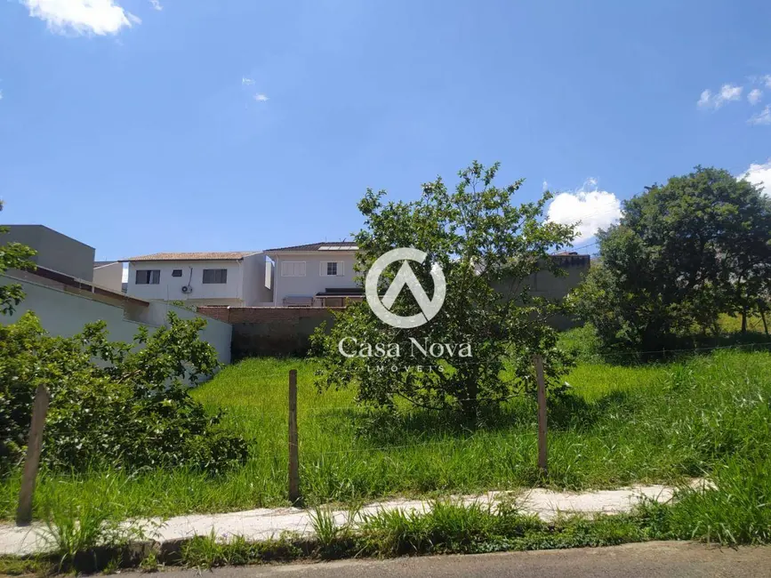 Foto 2 de Terreno / Lote à venda, 479m2 em Pouso Alegre - MG