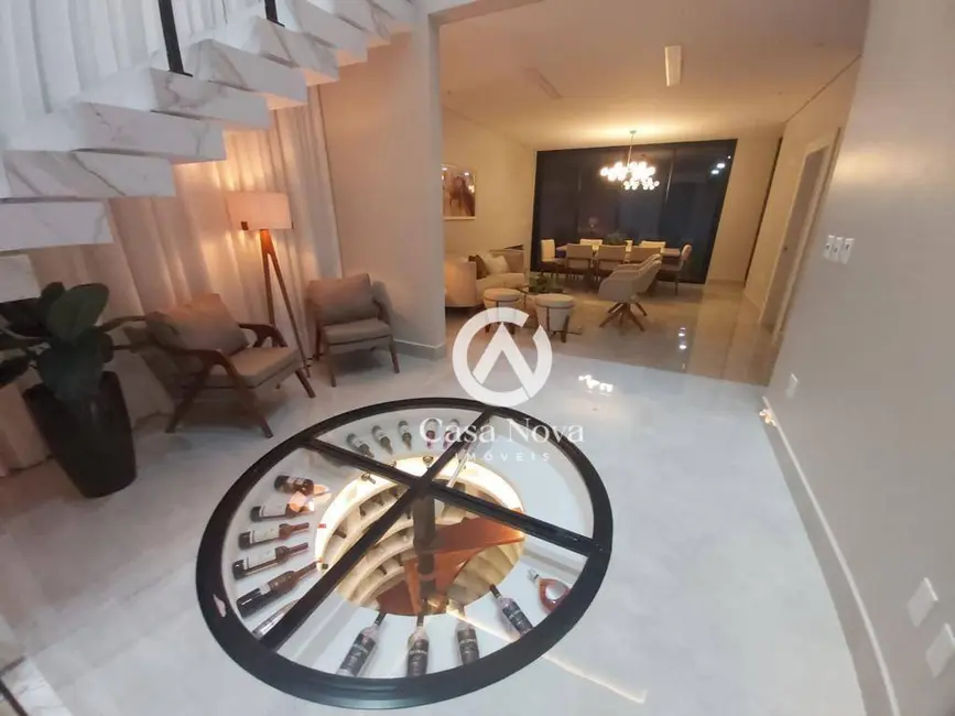 Foto 8 de Casa com 3 quartos à venda, 300m2 em Belo Horizonte, Pouso Alegre - MG