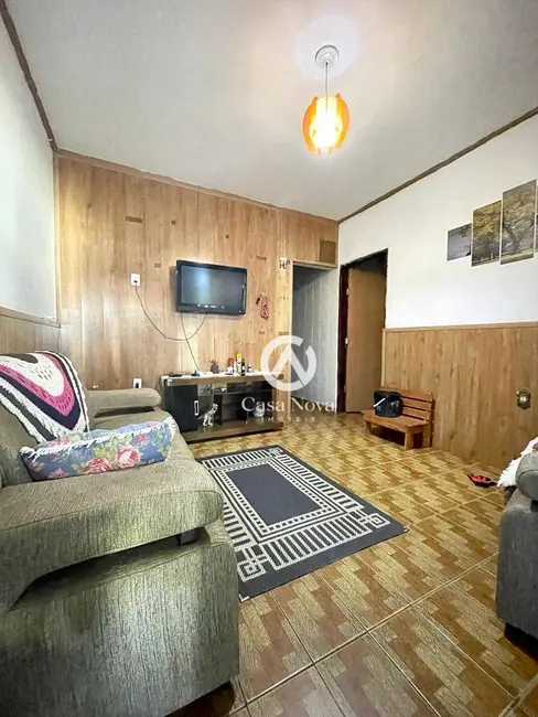 Foto 2 de Casa com 3 quartos à venda, 140m2 em Jardim São João, Pouso Alegre - MG