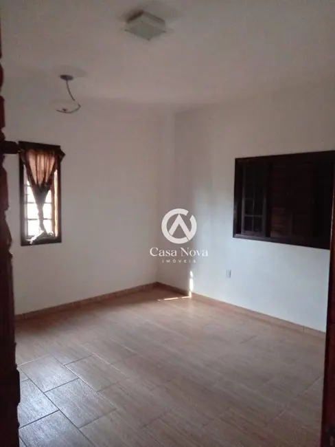 Chácara com 3 quartos à venda, 500m2 em Pouso Alegre - MG - imagem 8 Foto 8 de Chácara com 3 quartos à venda, 500m2 em Pouso Alegre - MG