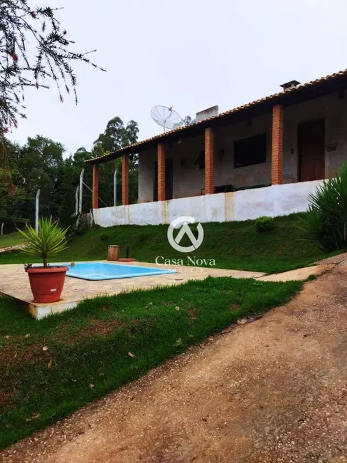 Foto 1 de Chácara com 3 quartos à venda, 500m2 em Pouso Alegre - MG