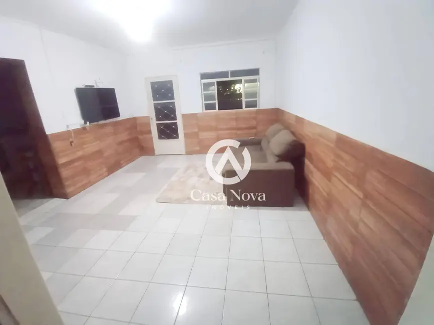 Foto 2 de Casa com 2 quartos à venda, 126m2 em Cidade Jardim, Pouso Alegre - MG