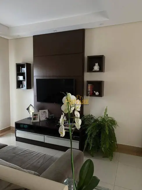 Foto 4 de Casa de Condomínio com 3 quartos à venda, 360m2 em Jardim Pacaembu, Valinhos - SP