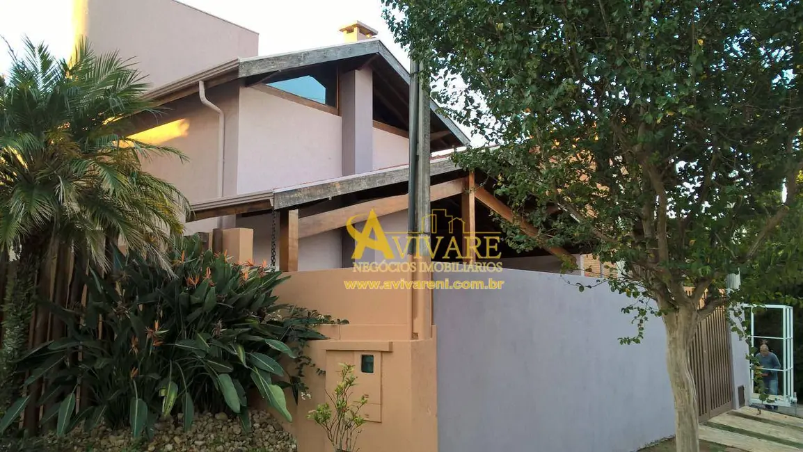 Foto 2 de Casa de Condomínio com 4 quartos à venda, 250m2 em Roncáglia, Valinhos - SP