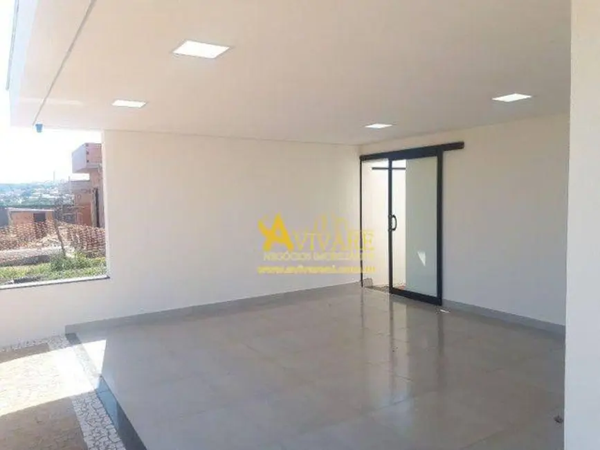 Foto 3 de Casa de Condomínio com 3 quartos à venda, 250m2 em Parque dos Pinheiros, Hortolandia - SP