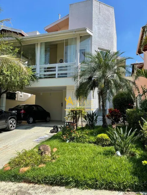 Foto 1 de Casa de Condomínio com 3 quartos à venda, 330m2 em Valinhos - SP