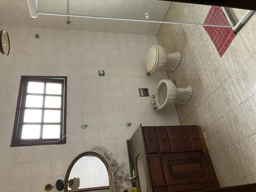 Casa com 5 quartos para alugar, 120m2 em Parque Califórnia, Campos Dos Goytacazes - RJ - imagem 8 Foto 8 de Casa com 5 quartos para alugar, 120m2 em Parque Califórnia, Campos Dos Goytacazes - RJ