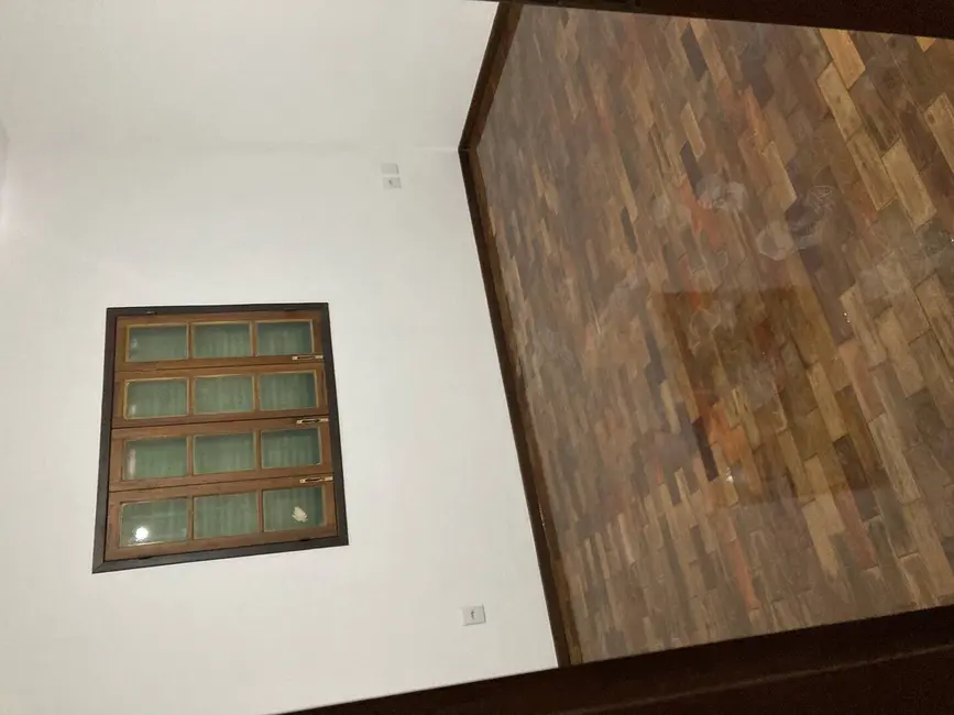 Casa com 5 quartos para alugar, 120m2 em Parque Califórnia, Campos Dos Goytacazes - RJ - imagem 4 Foto 4 de Casa com 5 quartos para alugar, 120m2 em Parque Califórnia, Campos Dos Goytacazes - RJ