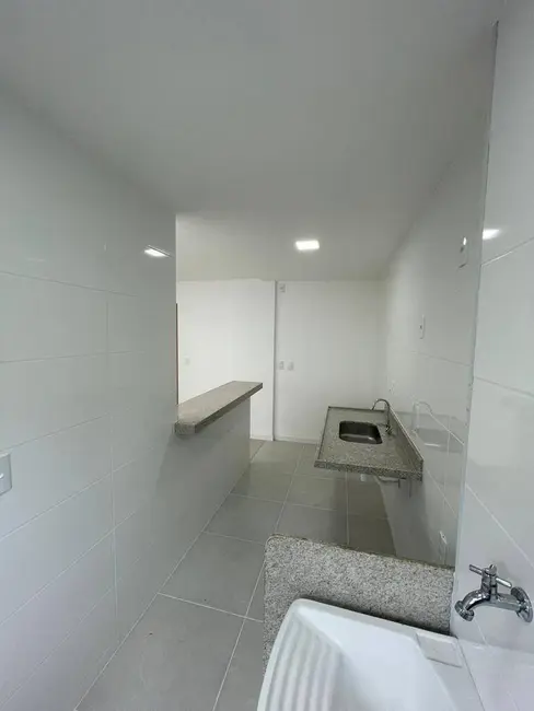 Apartamento com 2 quartos para alugar, 56m2 em Centro, Campos Dos Goytacazes - RJ - imagem 6 Foto 6 de Apartamento com 2 quartos para alugar, 56m2 em Centro, Campos Dos Goytacazes - RJ